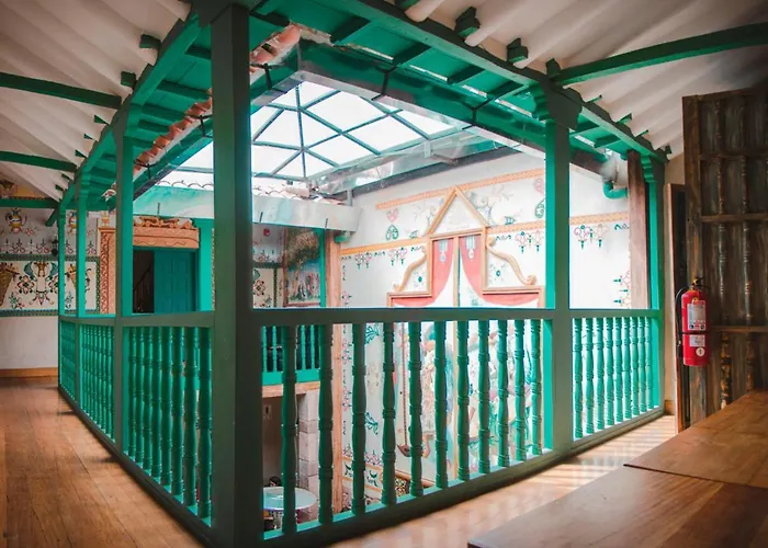 Nao Victoria Hotel