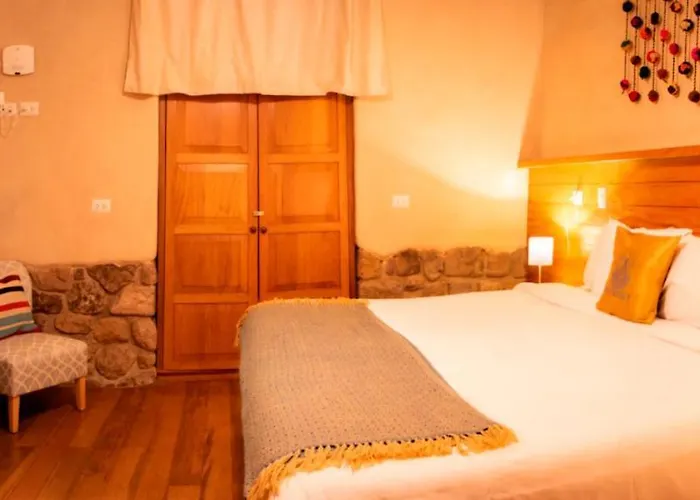 Nao Victoria Hotel 3*